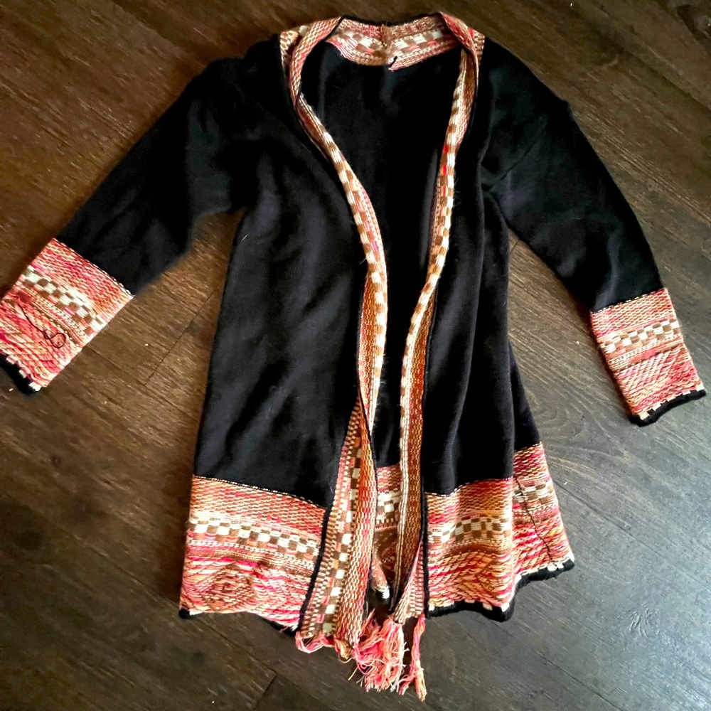 Black cardigan sweater with detail lapel